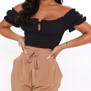 Fashion Nova , Black crop top ✨